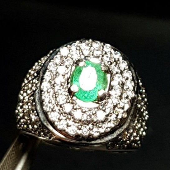 Natural batu permata zambrud colombia [[Emerald beryl]]