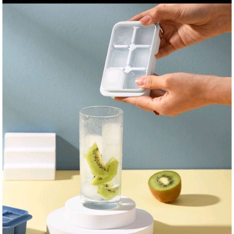 0ICE CUBE TRAY Cetakan Es Batu Plastik dengan  tutup / Ice Square Mold 6 Cube