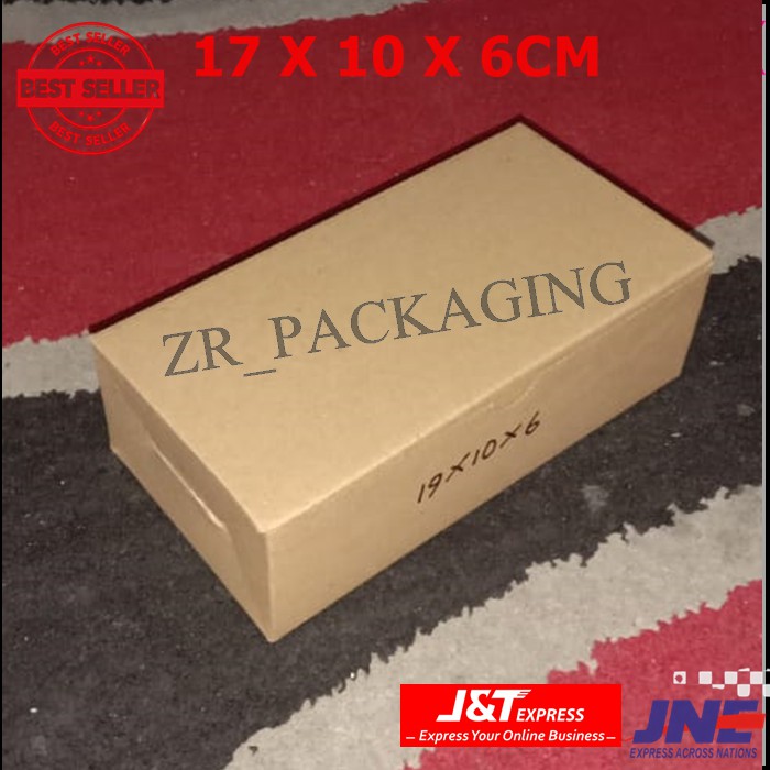 

Kardus/packing/kue/murah/tebal/kado/hitam/panjang/besar/polos/hampers/souvenir