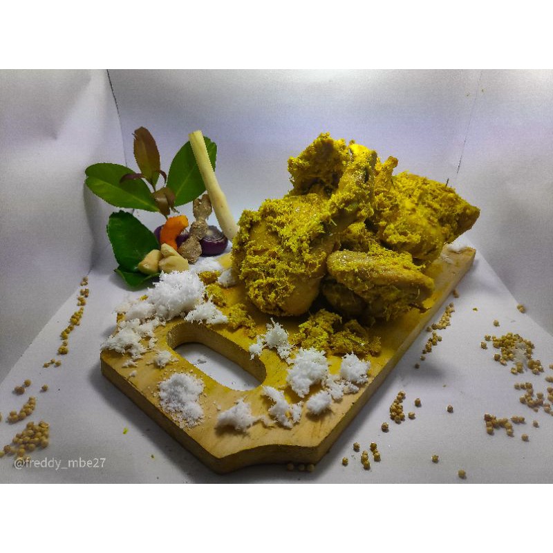 

ayamserundeng||ayamungkep||ayamgoreng||mamahdede