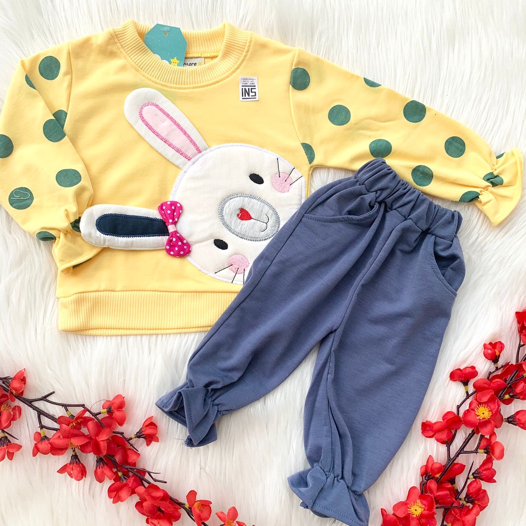 Baju setelan sweater dan celana panjang jogger bayi cewek anak perempuan pergi jalan keren -swe