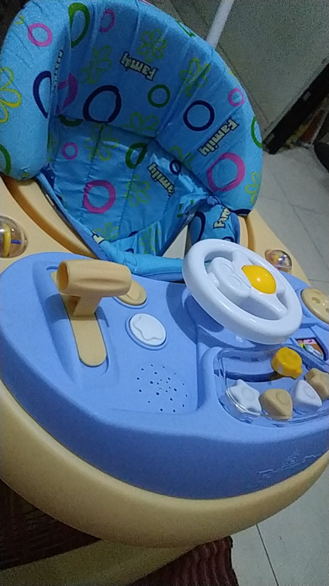 Baby Walker Family F2121 Dan F2115