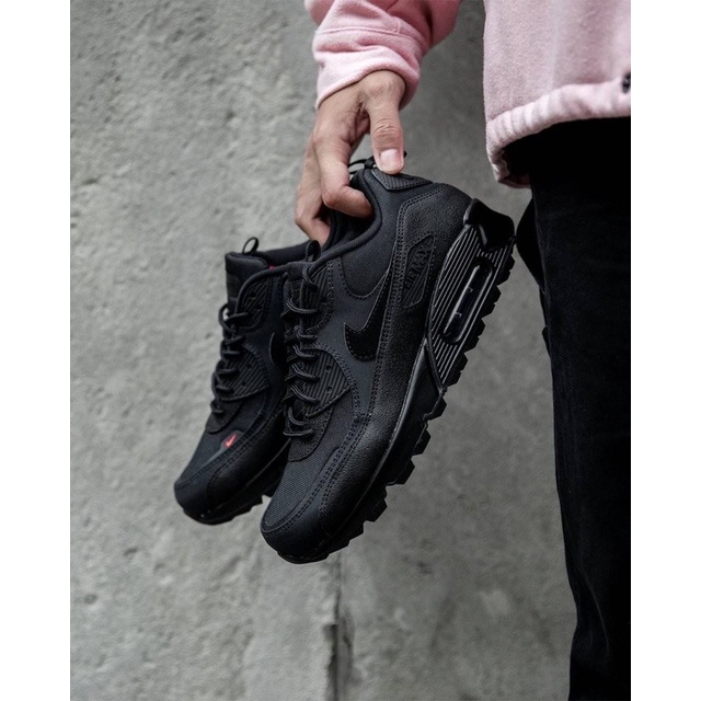 Nike air max 90 surplus triple black