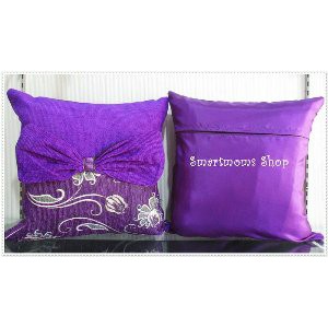 Jual Sarung Bantal Sofa Minimalis Pita Bunga Ungu Diskon