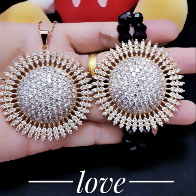Set kalung dan gelang cantik