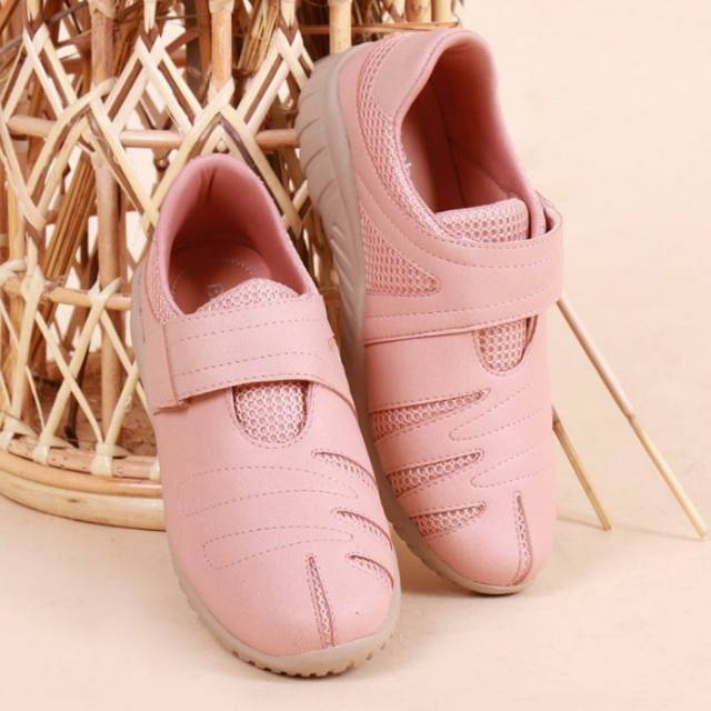 Sepatu wanita Elizabeth