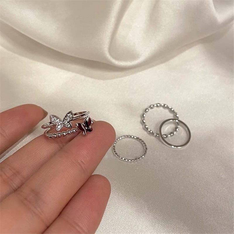 Magic789 4PCs Trendy Twisted Butterfly Ring Set for Women Girls Chic Stackable Rings