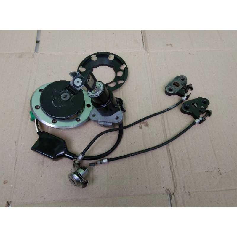 Kunci konci kontak fullset kawasaki Ninja 150 RR new original copotan