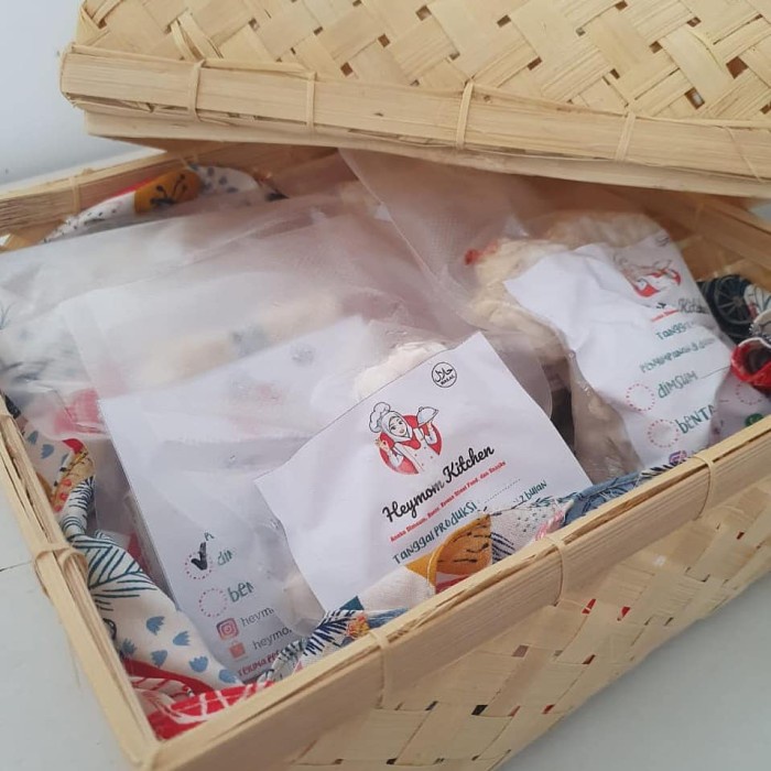 

Bf301Gf Hampers, Lebaran, Bingkisan, Idul Fitri, Paket Dimsum Frozen, Makanan Gdfd601A