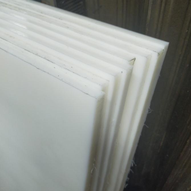 

nylon sheet 2cm x 45cm x 55cm