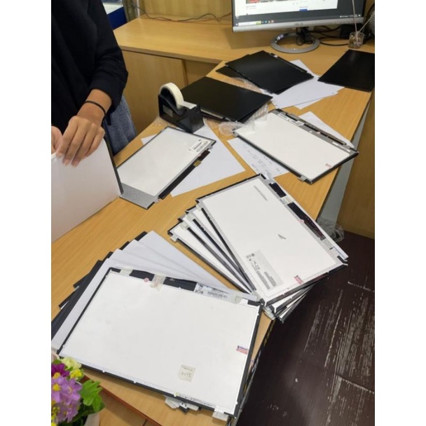 LED SLIM 15,6 INCH 30 PIN & 40 PIN