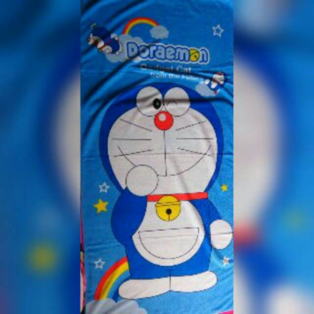 Handuk karakter Doraemon