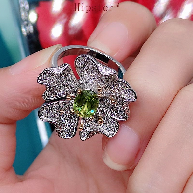 Natural Peridot Ring Luxury Opening