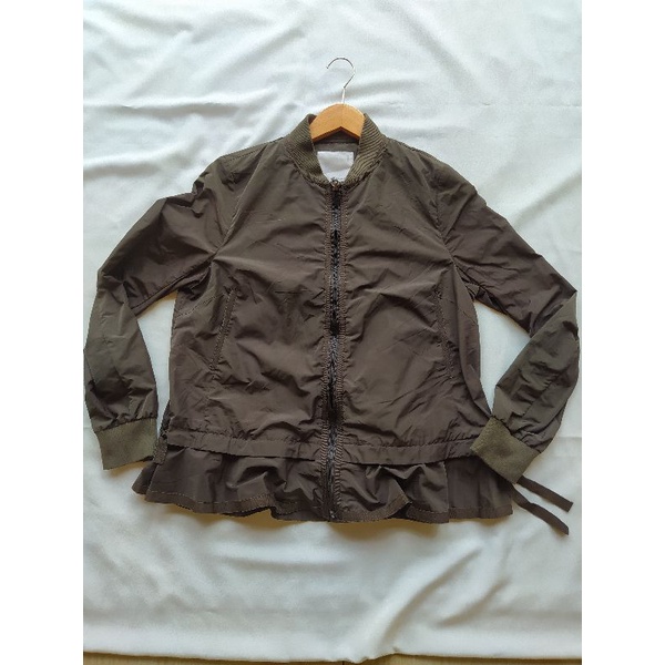 JAKET BOMBER CEWEK RENEEVON ORIGINAL SECOND / BEKAS