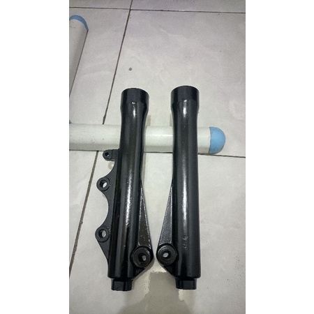BOTOM SHOCK DEPAN FIS R/VEGA LAMA ORIGINAL
