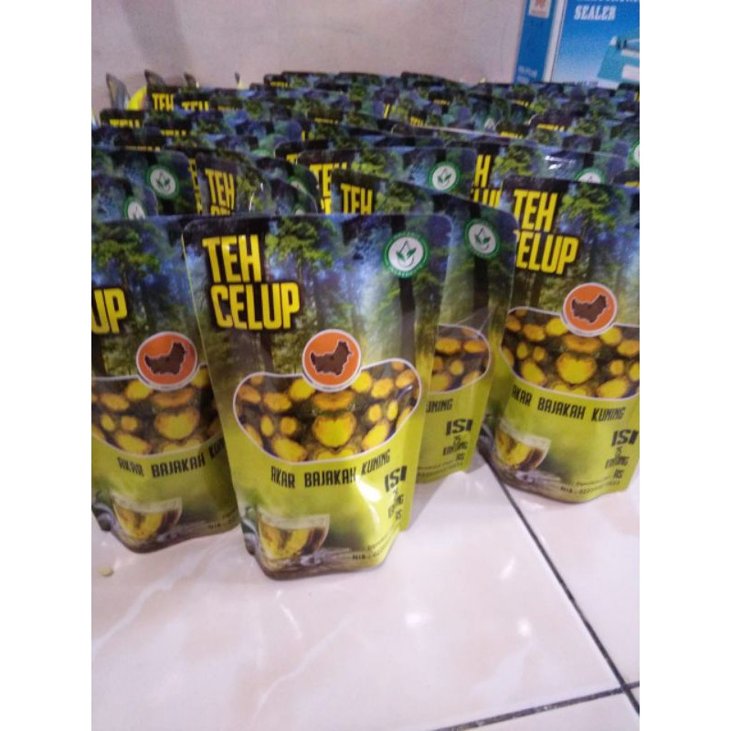 

Teh Celup Akar Bajakah Kuning