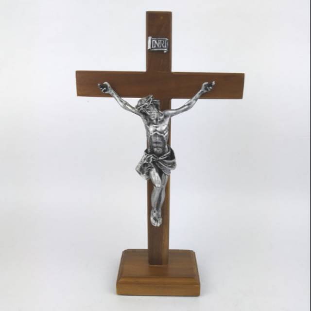 Salib Duduk Altar Meja Doa Ibadah Kayu Corpus Yesus Inri 30 Cm Fiberglass Warna Silver Arca Rohani