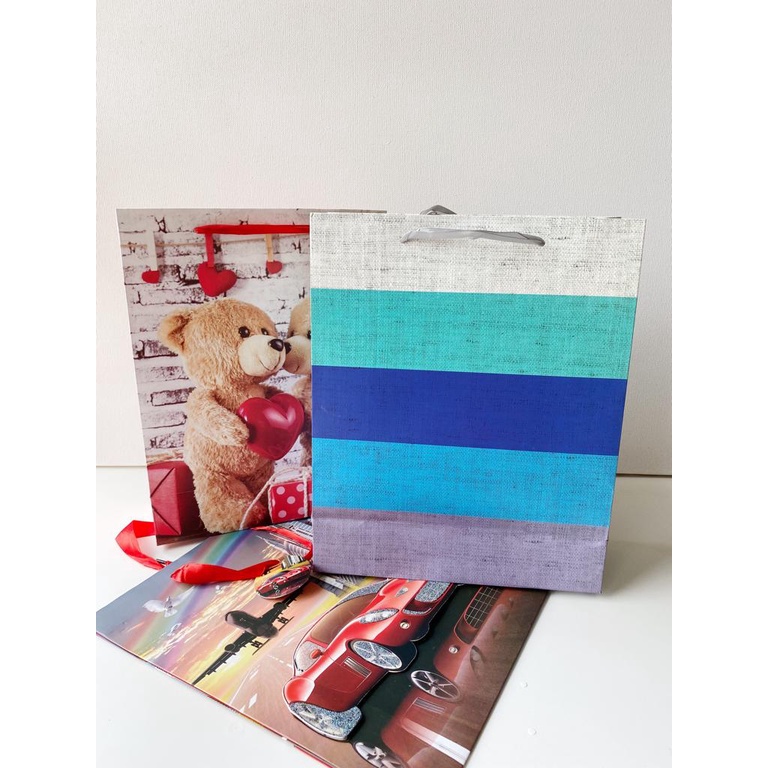 

SOS Paper Bag Glitter Ukuran M(minim 4)/Goodie Bag/Tas Tenteng/Tas Kado/Tas Hadiah/Hand Bag/Shopping Bag