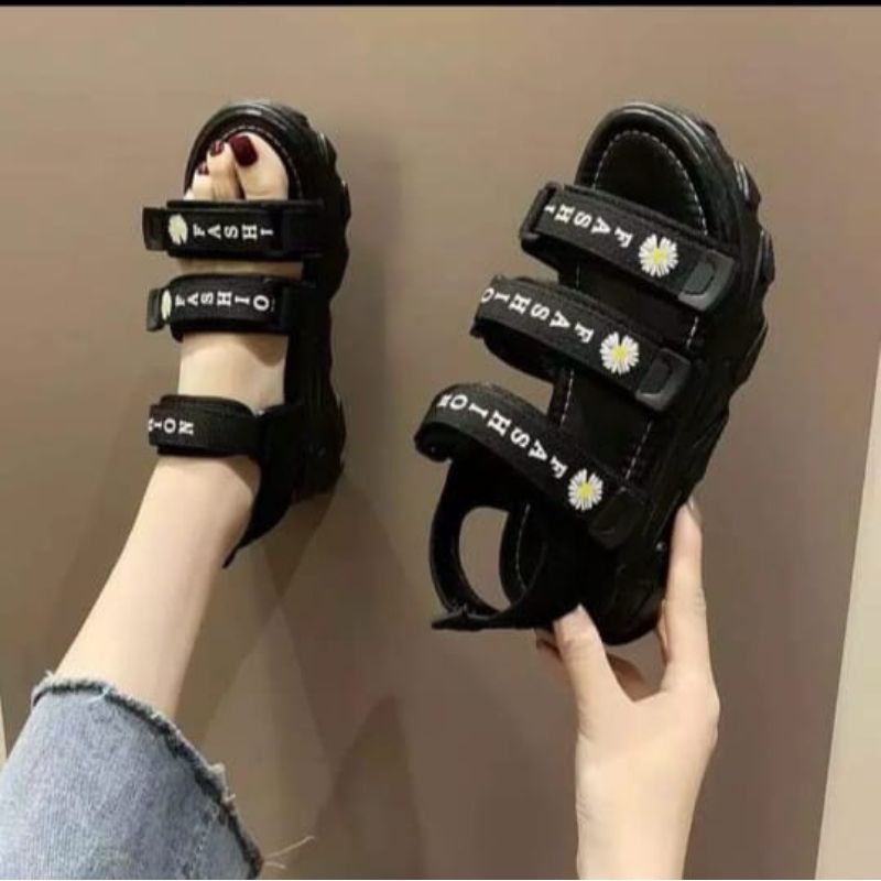Sendal Gunung Casual Wanita Sendal Gunung Wanita Sandal Gunung Wanita Casual Fashion Korea
