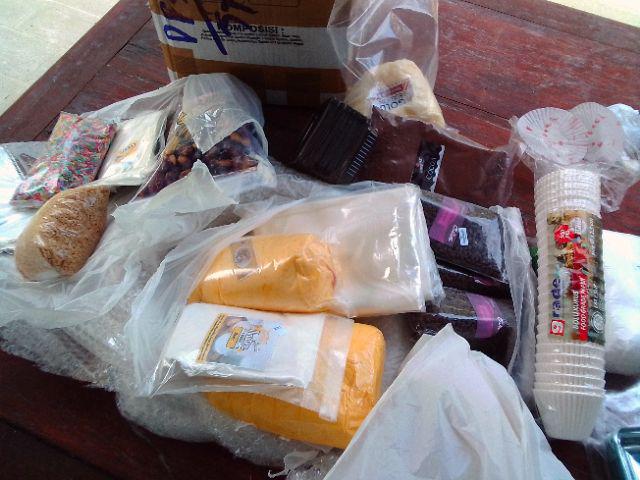 Grade Cake Case Bolu Kukus Putih 12,5 Cm [1 Slop/500 Pcs]