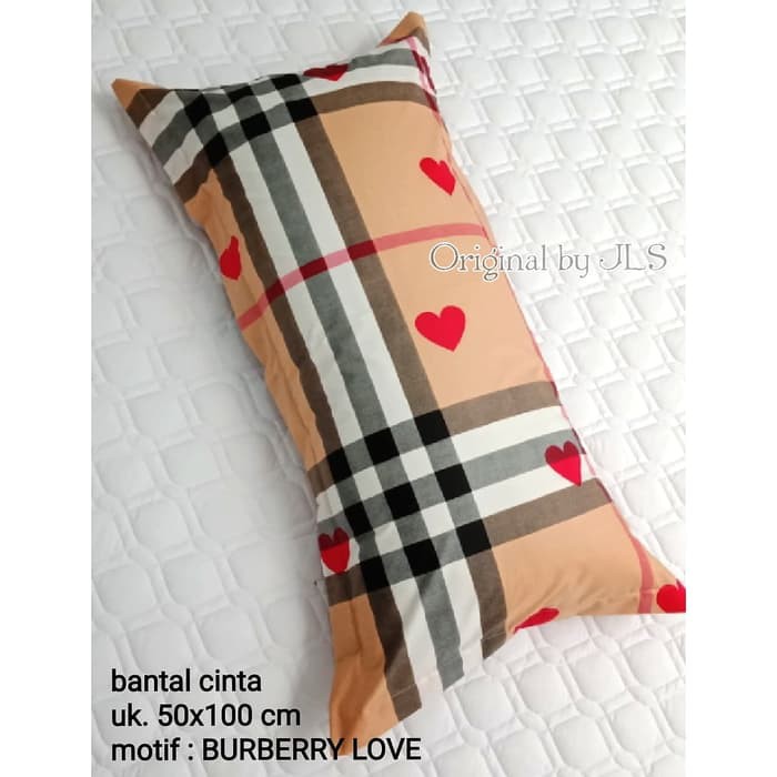 Sarung Bantal Cinta -Banci- 50x100cm Motif Burberry Love