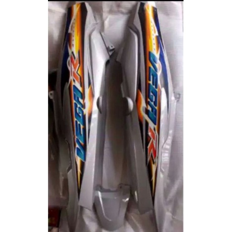 cover body Vega r new warna silver plus striping