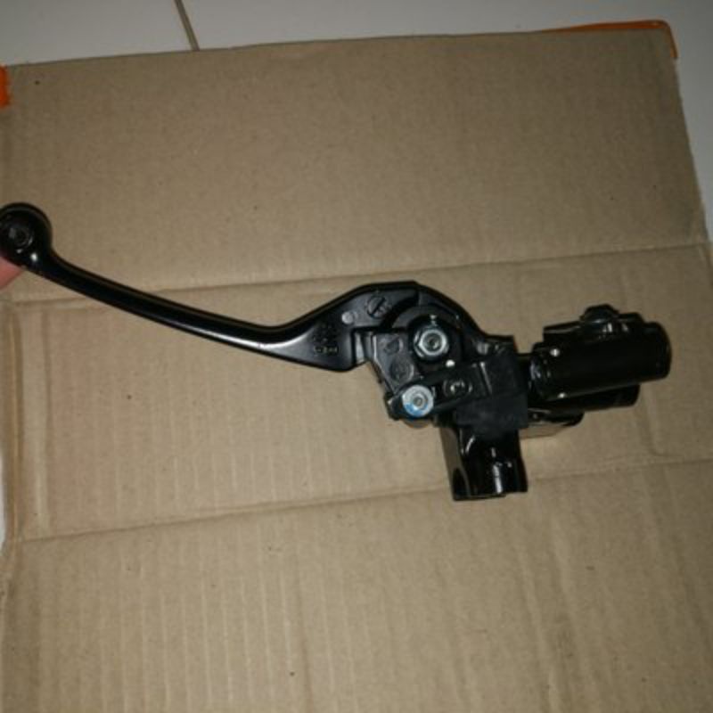 master cakram rem depan Vario 125 LED CBS - Vario 150 LED CBS . original . tabung oli . kabel CBS