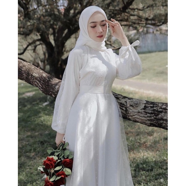 Calluela dress broken white by mezzaluna signature Dress Putih prewed Prewedding