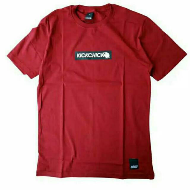 Kaos distro KICKCHICK merah maroon free stiker