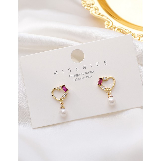 LRC Anting Tusuk Fashion Golden Irregular Love Alloy Pearl Earrings With Zircon K48944