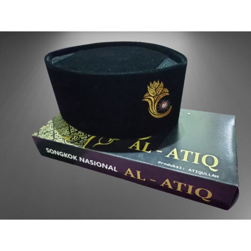 Songkok / peci / kopyah logo bordir PSHT satu abad Terate emas bludru halus