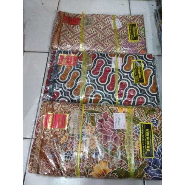 Kain panjang batik topin