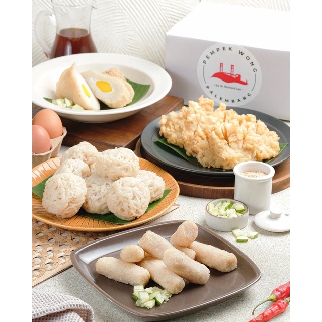 

PAKET CAMPUR 5 PACK, Pempek Wong Palembang by dr. Richard Lee