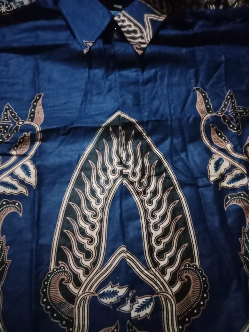 Kemeja Batik Pria Lengan Panjang Batik Azmil Hrb026 Motif Keratonan Kode 002 Size M L Xl Xxl Reguler