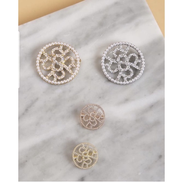 Brooch signature RM x BS small circle