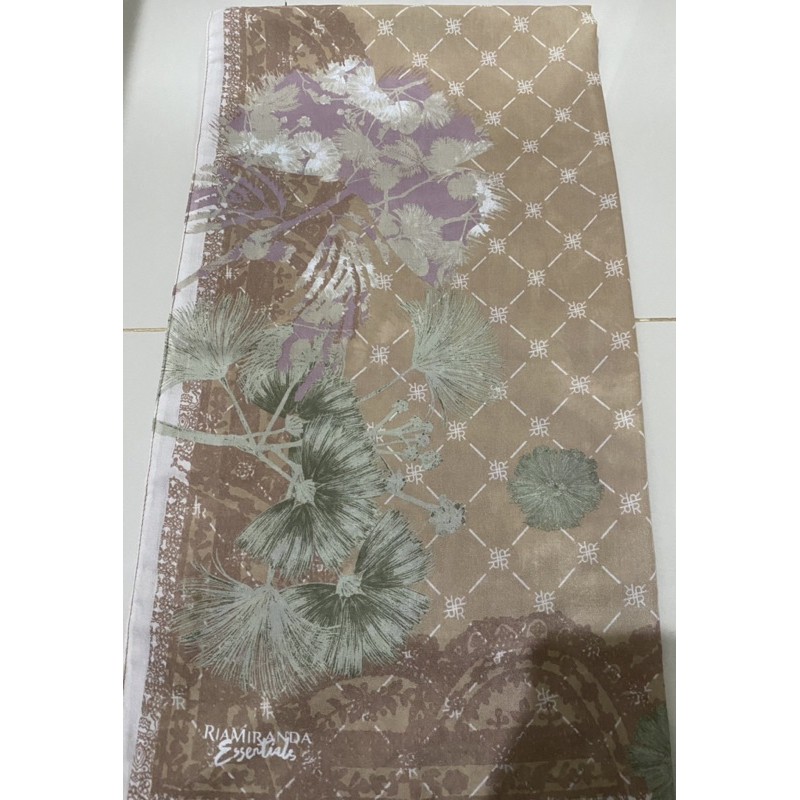 Ria Miranda Essential Cannes Scarf Preloved