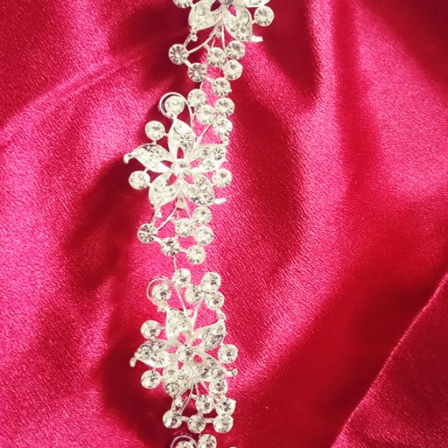 Bros (aksesoris kepala/hijab)