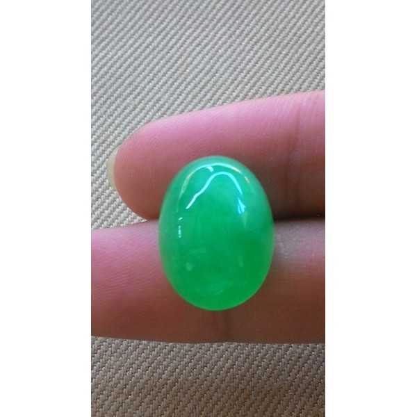 Batu Akik Jenis Giok Hijau Zamrud Cutting Oval Medium Size High Quality