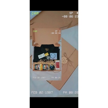 

hampers kado ultah