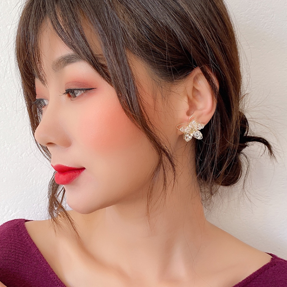 Bayar Di Tempat 1 Pc Anting-anting pejantan Korea perak Pin berongga kristal bunga-3