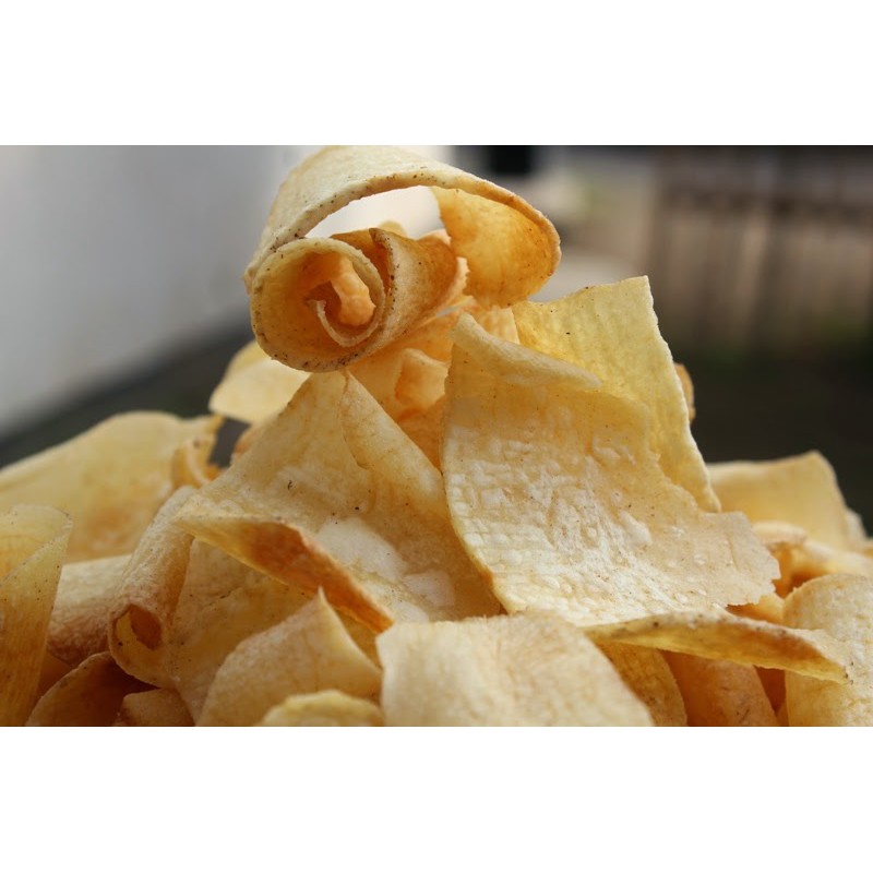 

keripik talas pontianak stik pedas