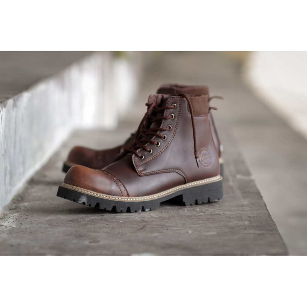 Sepatu Boots Pria Klasik Safety Ujung Besi 3.0 Brand KAMFA