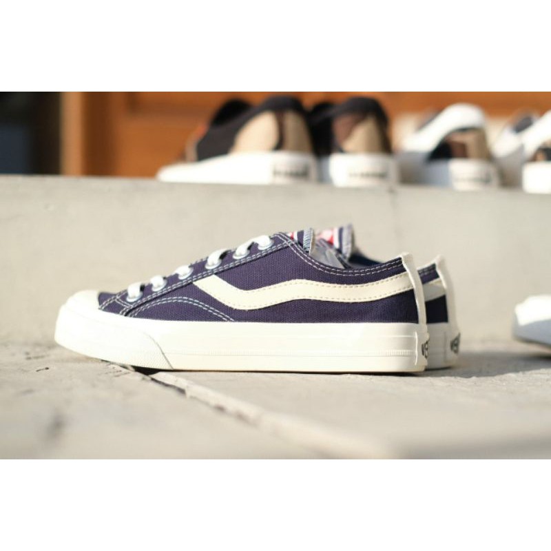 SEPATU VENTELA PUBLIC LOW NAVY VENTELA PUBLIC