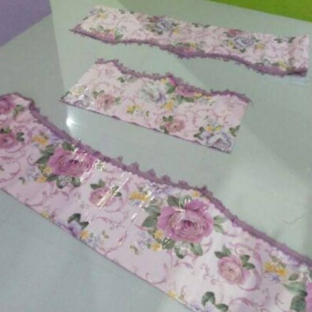 Poni dalam gorden lebar 2m