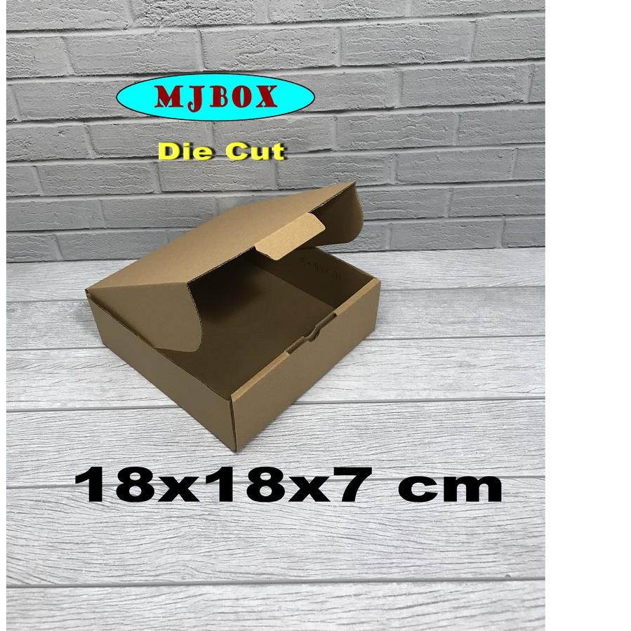 

New KARDUS KARTON UK. 18x18x7 CM....DIE CUT UNTUK KOTAK BAJU-AKSESORIS-SOUVENIR DLL MODEL BOX PIZZA