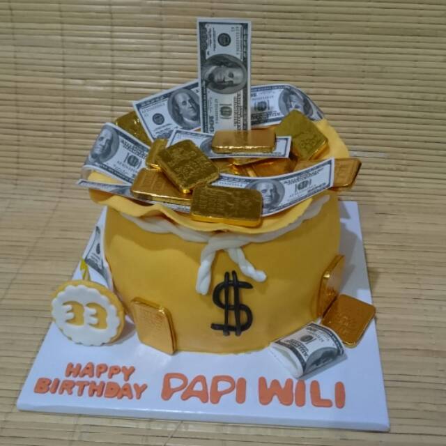 

Money cake