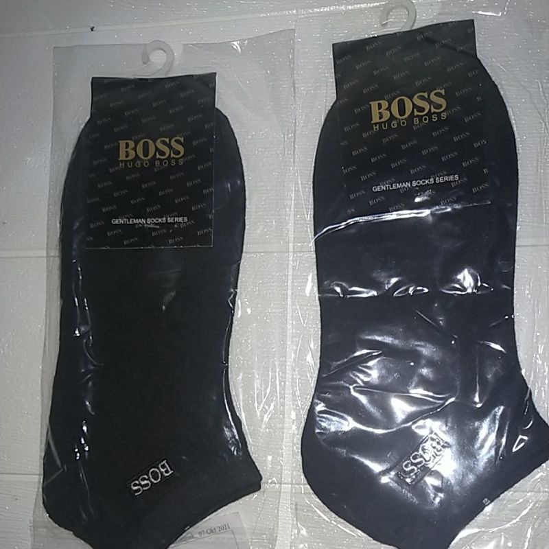 kaos kaki pendek hitam boss dewasa