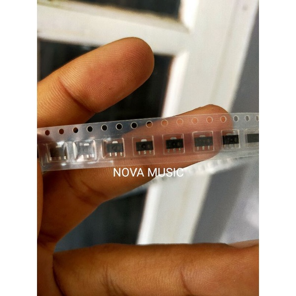 IC REGULATOR 3,3V 3,3 V 3,3VOLT 3,3 VOLT KN2600 KN2400