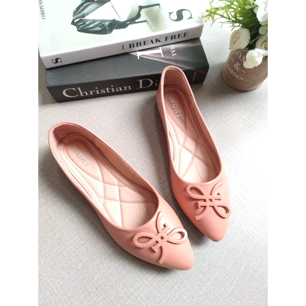 IVORY Sepatu Flat Wanita Fashion Teplek Import 999-A52