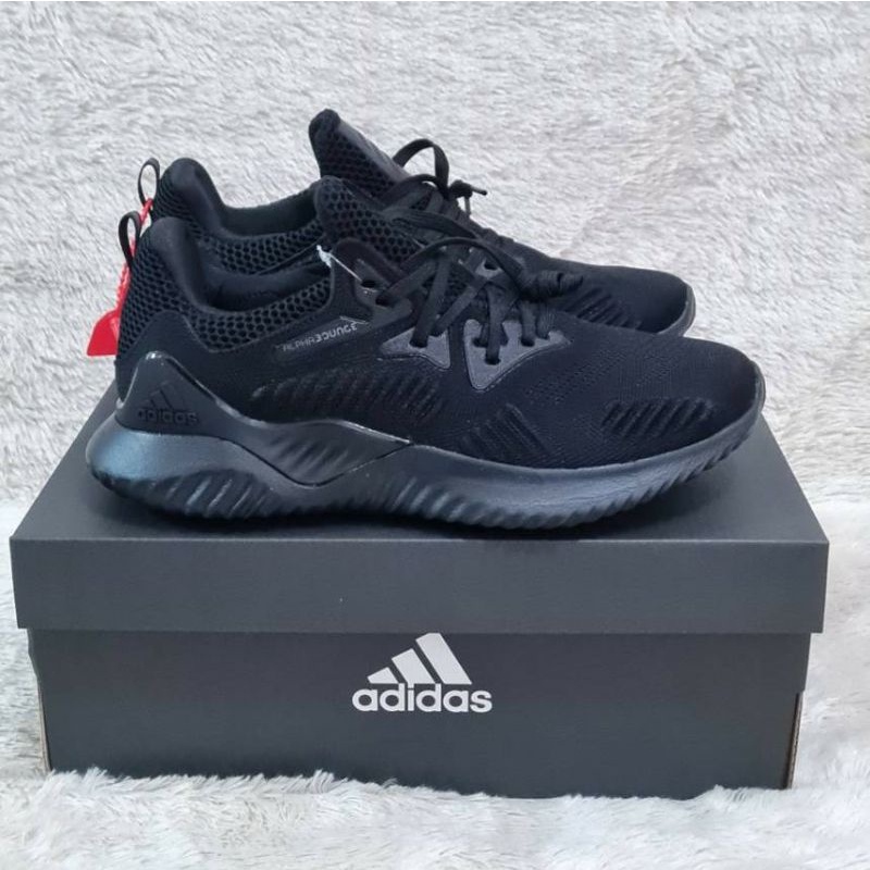 sepatu sneakers Adidas alphabounce beyond full black/ hitam premium origanal high quality